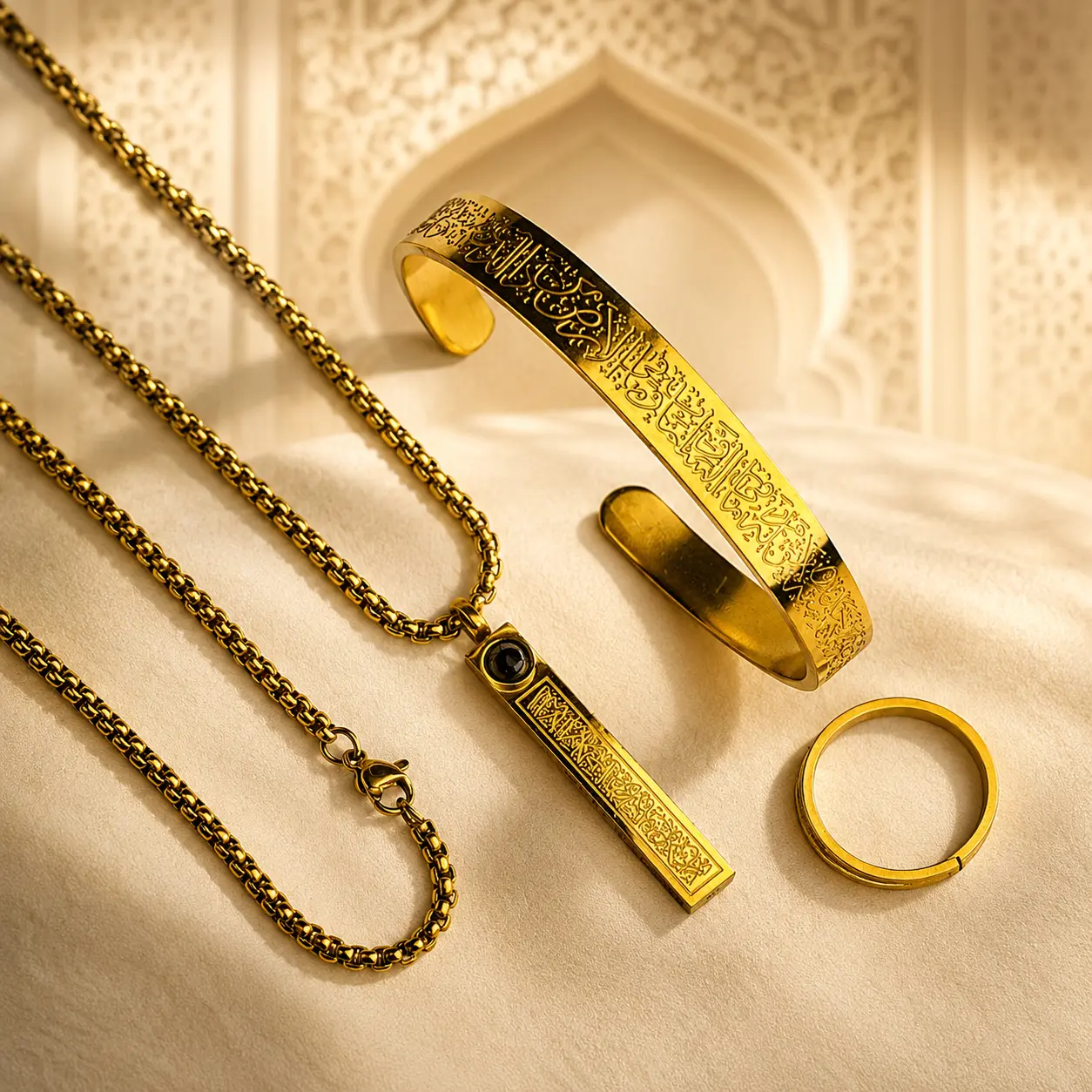 Ayat Al-Kursi Lens Locket 3-in-1 Combo (Gold Colour)
