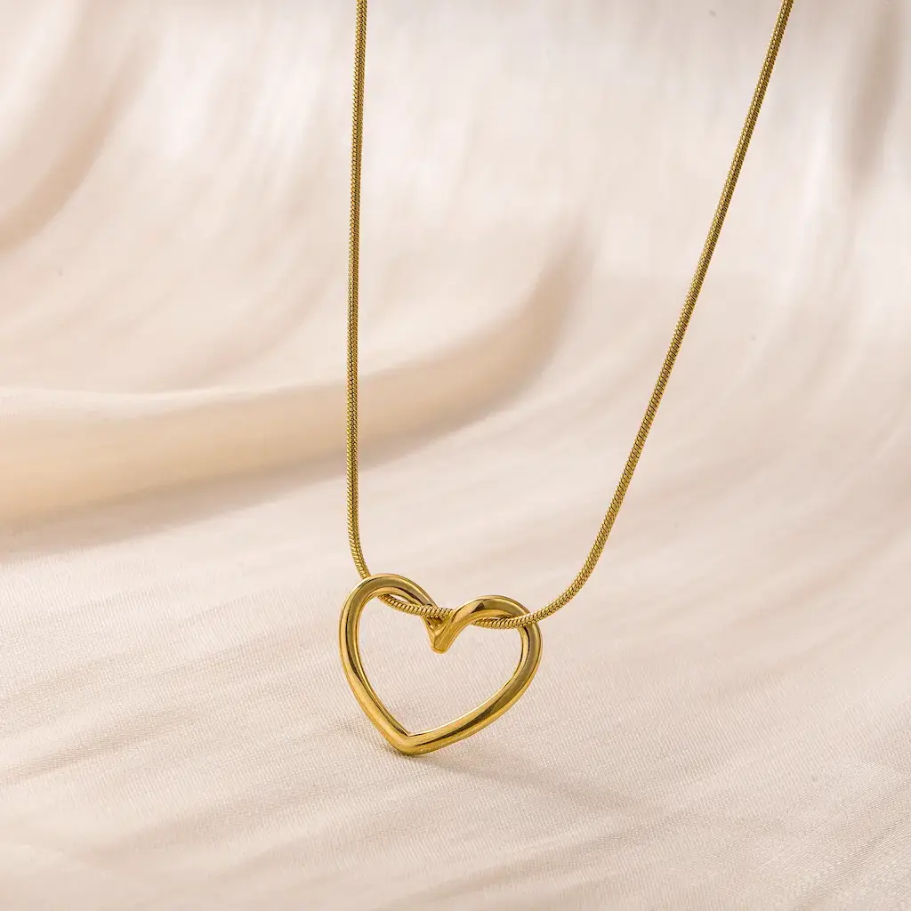 Twist Hollow Heart Necklace
